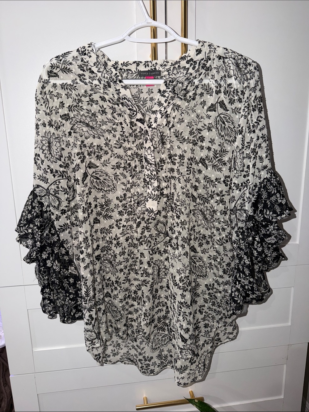 Vince Camuto Cream Tunic with Black Floral Print and Ruffle Sleeves